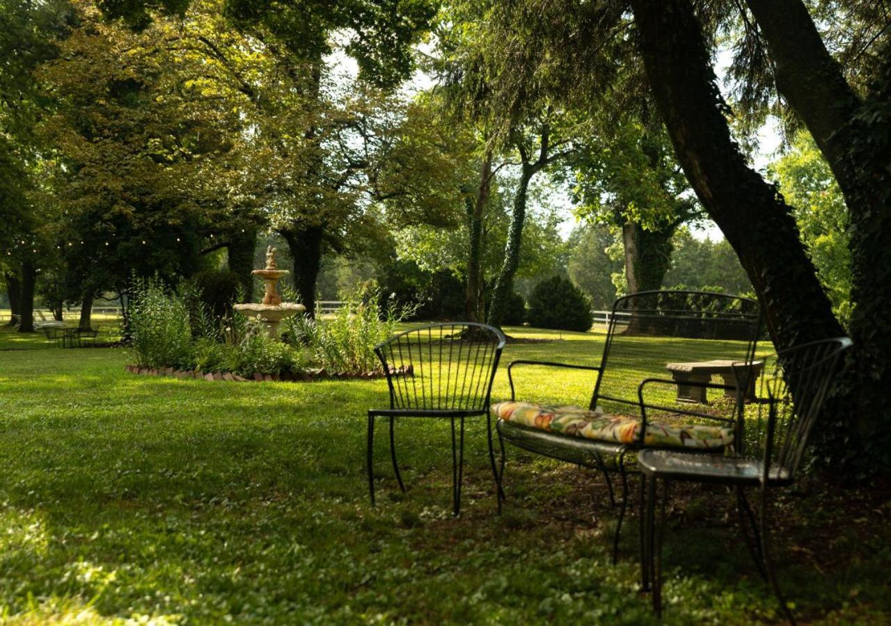 Prospect Hill Inn & Restaurant Zion Crossroads Dış mekan fotoğraf